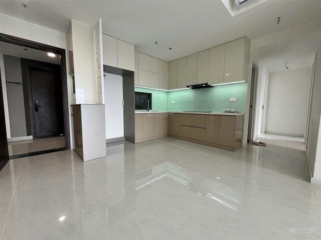 Mình bán căn 2pn victoria village 64 m², giá 5,85 tỷ, phù hợp ở hoặc đầu tư lâu dài, xem nhà được