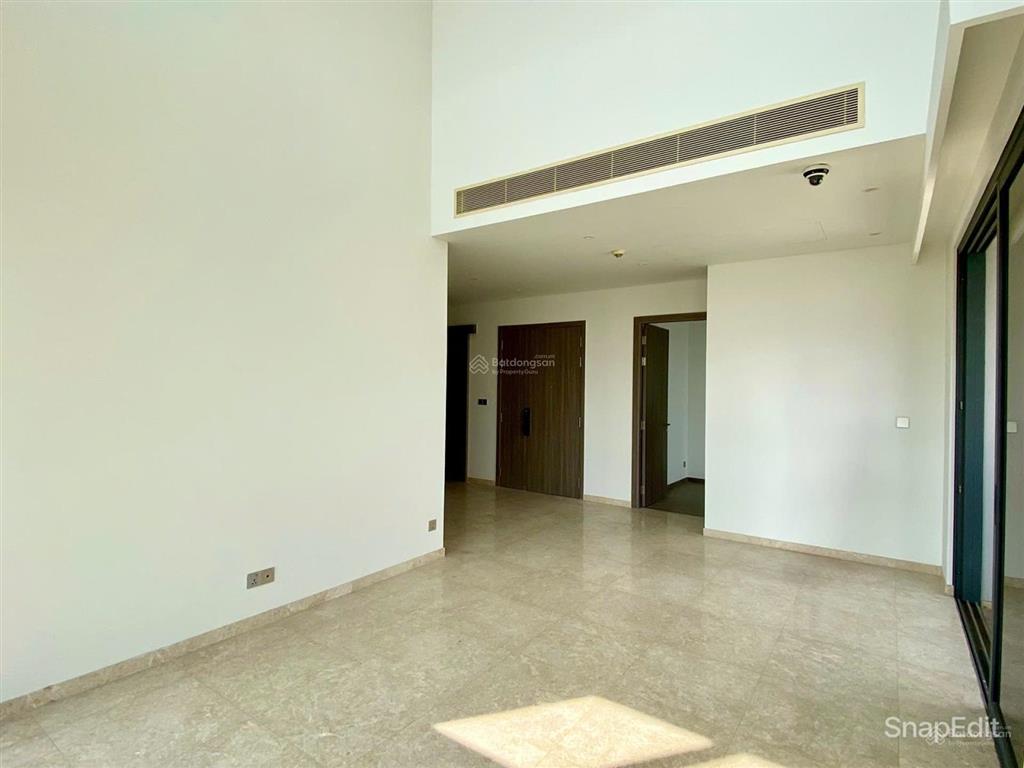 Nhà mới 100% chưa qua sử dụng, bán căn hộ marq 4 phòng ngủ 145m2 giá 29.8 tỷ, ô xe, thang máy riêng