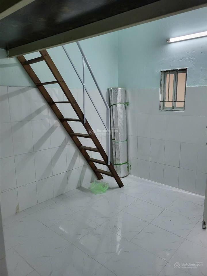 Phòng trọ mới keng đường tây sơn, quận tân phú  sát ngay chợ tân hương, giờ giấc tự do