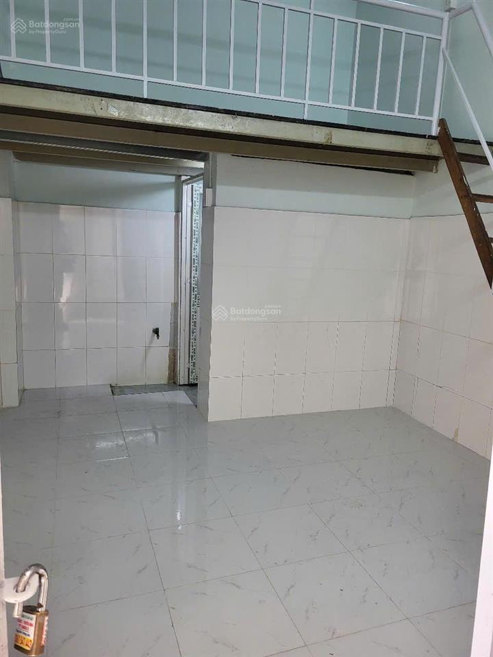 Phòng trọ mới keng đường tây sơn, quận tân phú  sát ngay chợ tân hương, giờ giấc tự do