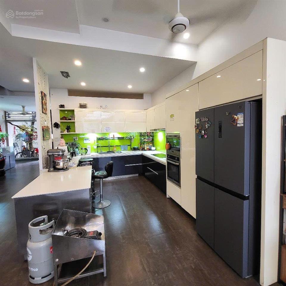 Biệt thự hẻm 793 trần xuân soạn p. tân hưng q.7, dt 7.4x27m, 173m2, 2l, giá chính chủ 26ty