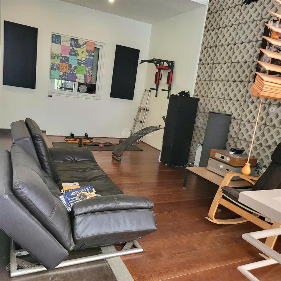 Biệt thự hẻm 793 trần xuân soạn p. tân hưng q.7, dt 7.4x27m, 173m2, 2l, giá chính chủ 26ty