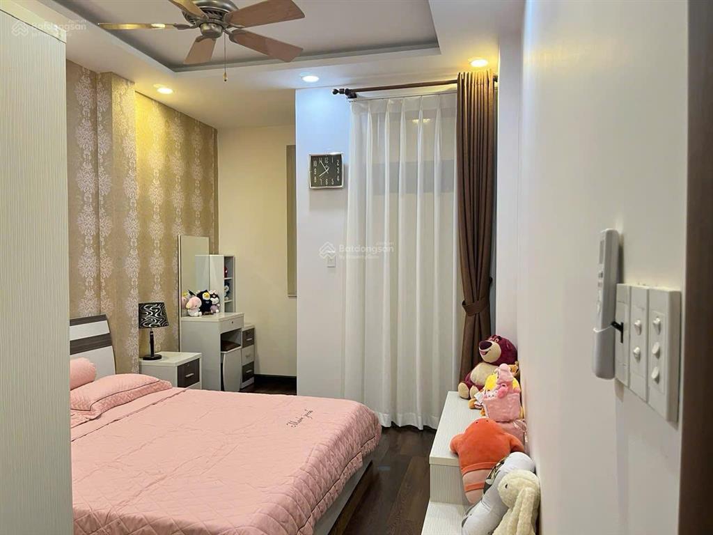 Biệt thự sadeco phước kiển, nhà bè, căn góc, view công viên, 10x20m, hầm, 2l, 31.5 tỷ
