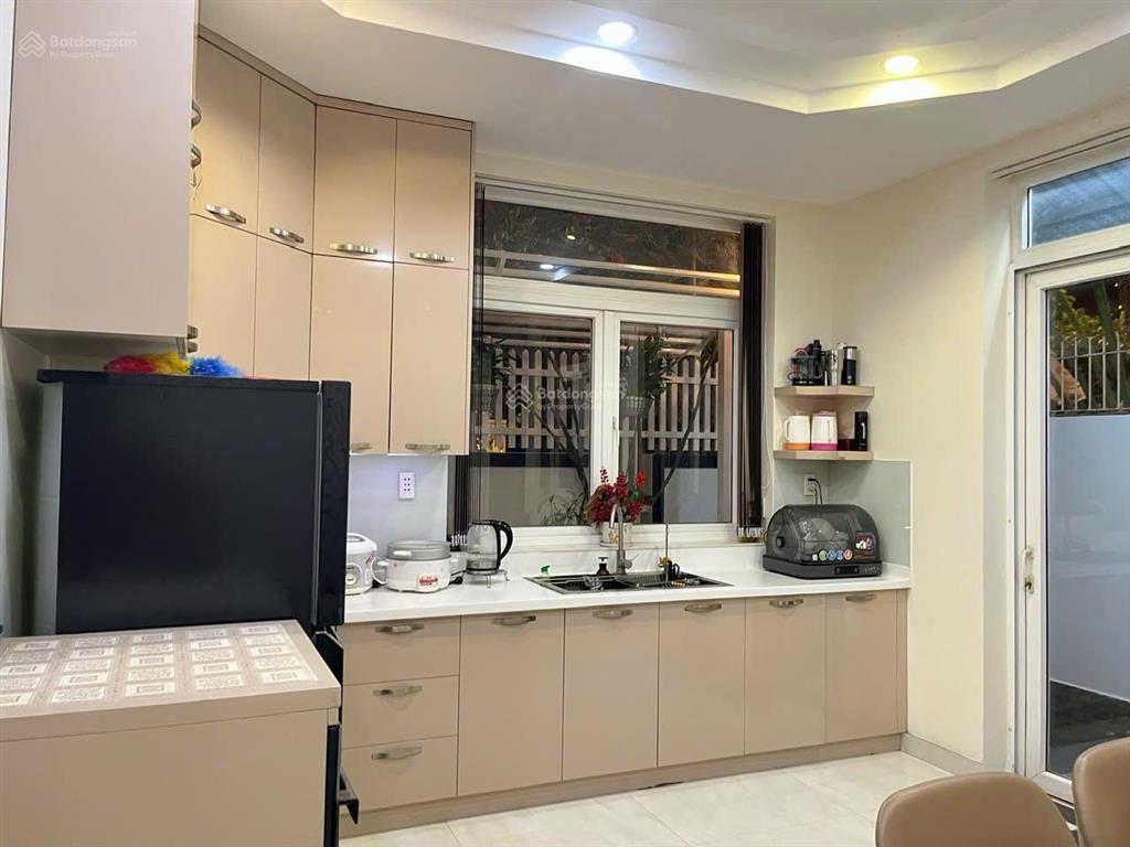 Biệt thự sadeco phước kiển, nhà bè, căn góc, view công viên, 10x20m, hầm, 2l, 31.5 tỷ