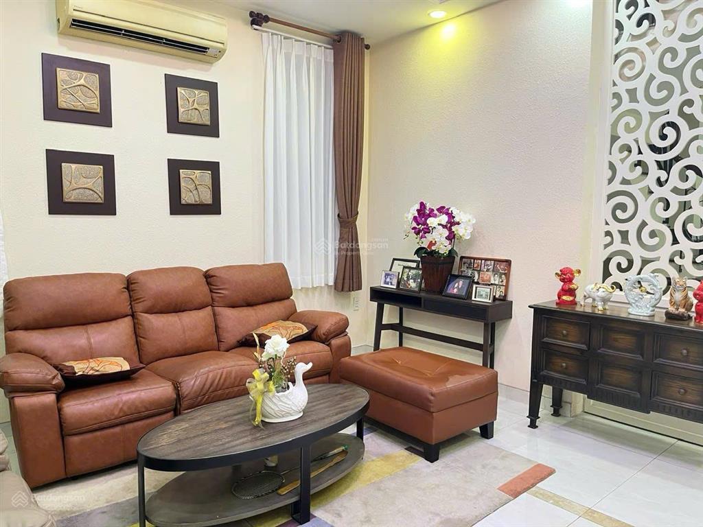 Biệt thự sadeco phước kiển, nhà bè, căn góc, view công viên, 10x20m, hầm, 2l, 31.5 tỷ