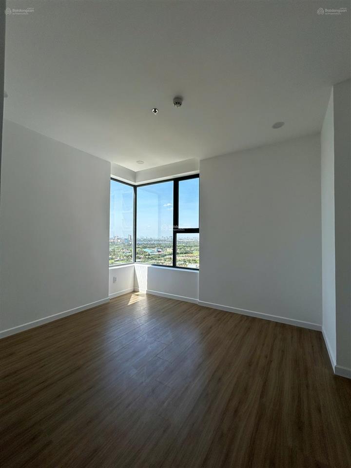Chính chủ bán căn hộ 3pn, 3wc, 99m2 giá tốt tại chung cư mt eastmark city, trường lưu, quận 9, hcm