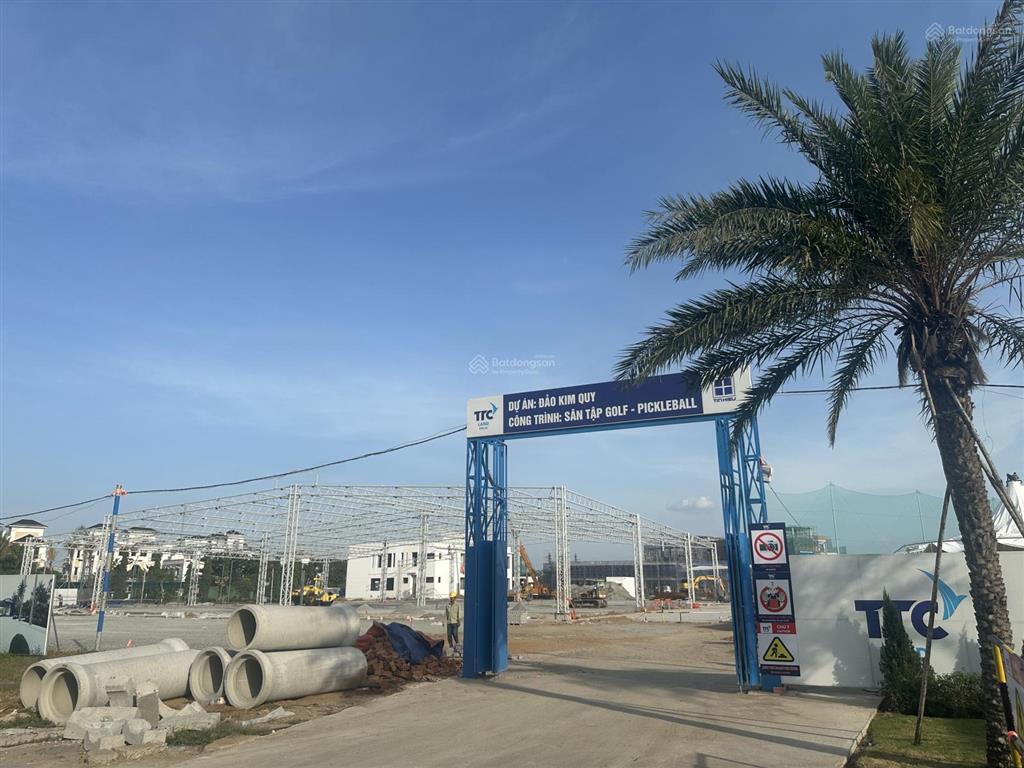 Chính chủ cần bán căn nhà liền kề tại đảo kim quy, 1 trệt 2 lầu 1 tum view suối ngọc đẹp nhất dự án