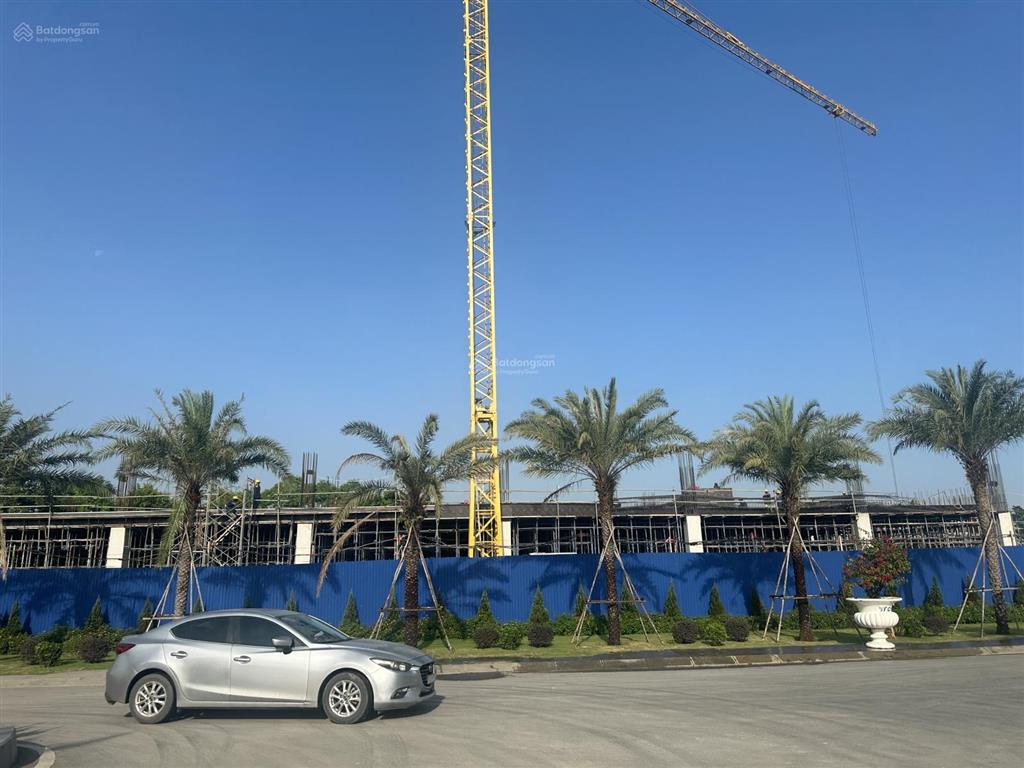 Chính chủ cần bán căn nhà liền kề tại đảo kim quy, 1 trệt 2 lầu 1 tum view suối ngọc đẹp nhất dự án