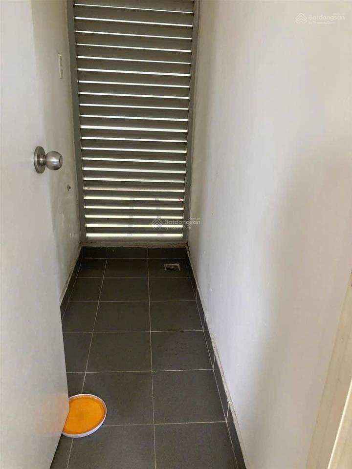 Shophouse carillon 3 cửa ngõ nhà ga t3 sân bay, sổ hồng sẵn, có dòng tiền 19,5 triệu/tháng