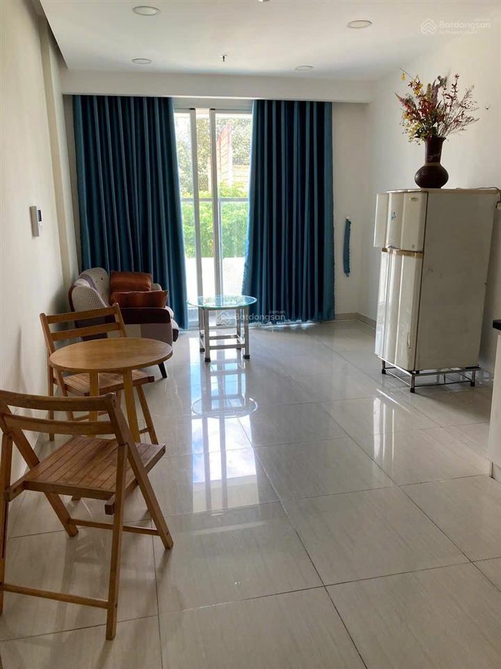 Shophouse carillon 3 cửa ngõ nhà ga t3 sân bay, sổ hồng sẵn, có dòng tiền 19,5 triệu/tháng