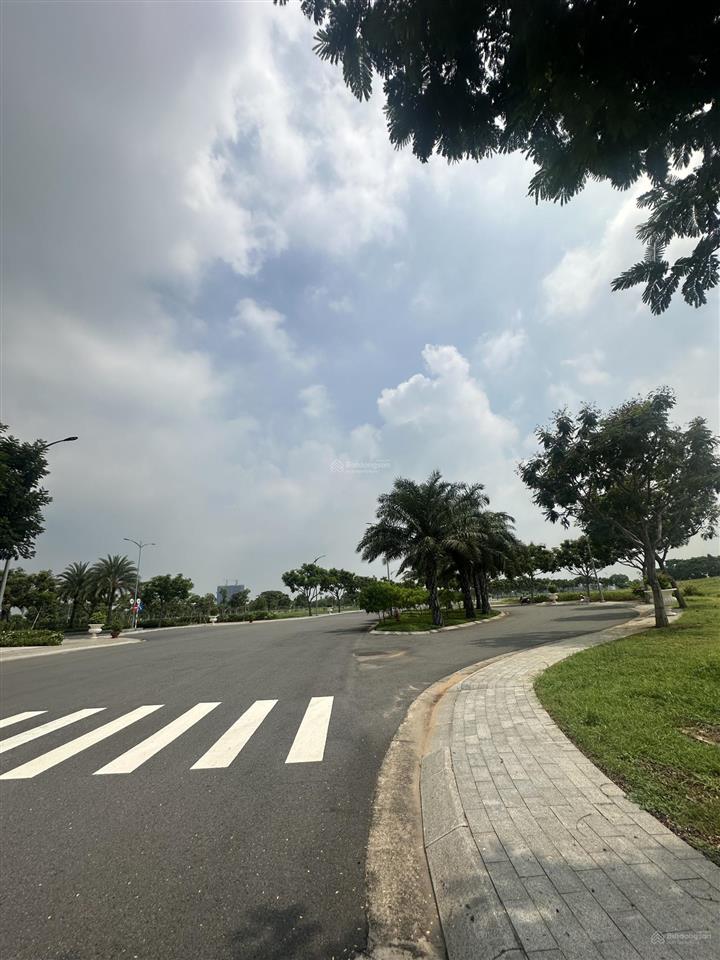 Sở hữu nhà phố view suối đẳng cấp tại đảo kim quy mặt tiền đường đôi siêu đẹp
