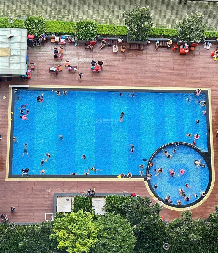 Kẹt tiền bán gấp căn hộ 3pn 90m2 view hồ bơi giá 4,9 tỷ