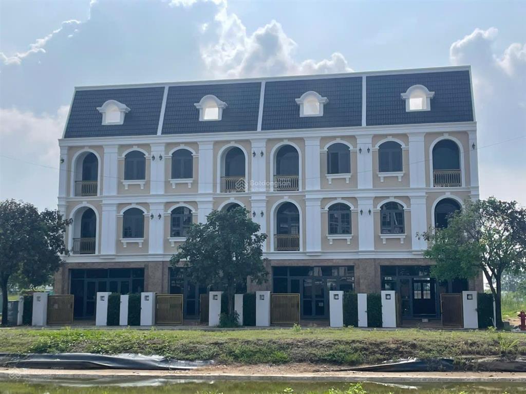 Sở hữu nhà phố view suối đẳng cấp tại đảo kim quy mặt tiền đường đôi siêu đẹp