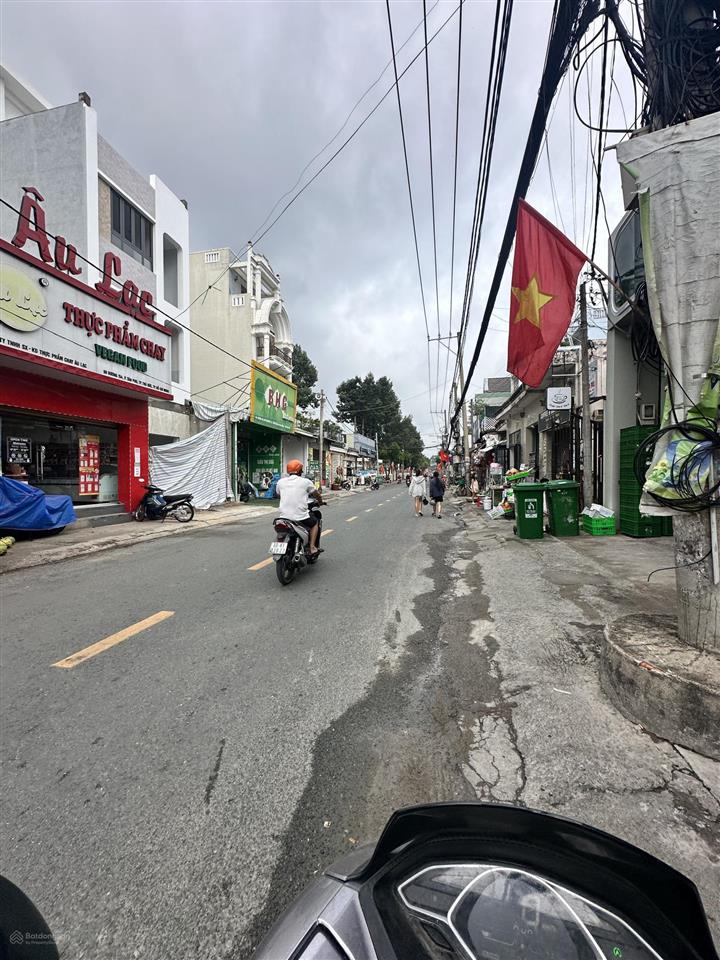 Mặt bằng 5x18 ngay chợ đối diện siêu thị, kdc đông đúc, giá chỉ 18tr đường dân sinh
