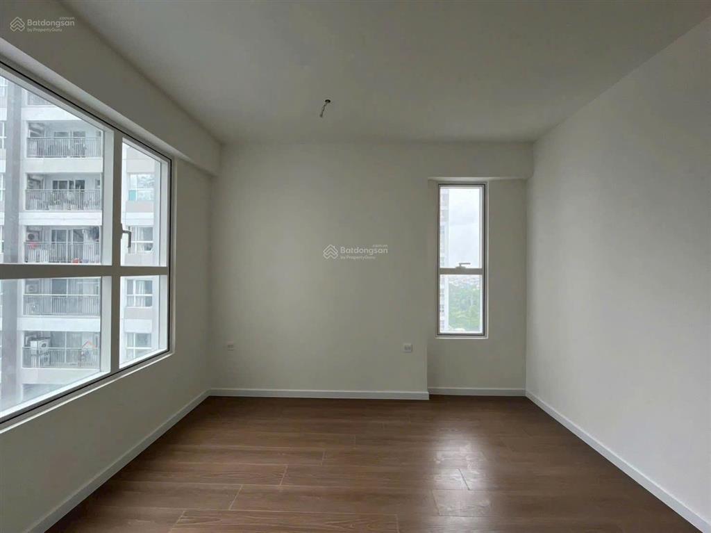 Bán căn hộ 3pn 90m2, chưa nhận nhà, mới 100% hỗ trợ vay 70%