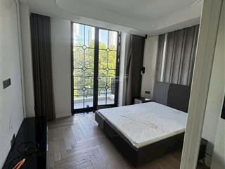 Bán căn bt kdc him lam p tân hưng dt10x20m giá 50 tỷ vị trí đẹp có thang máy  0911 775 *** e.thức