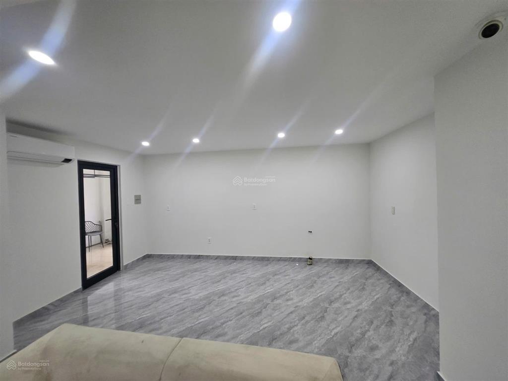 Bán căn bt kdc him lam p tân hưng dt10x20m full nội thất giá 62 tỷ có thang máy  0911 775 ***
