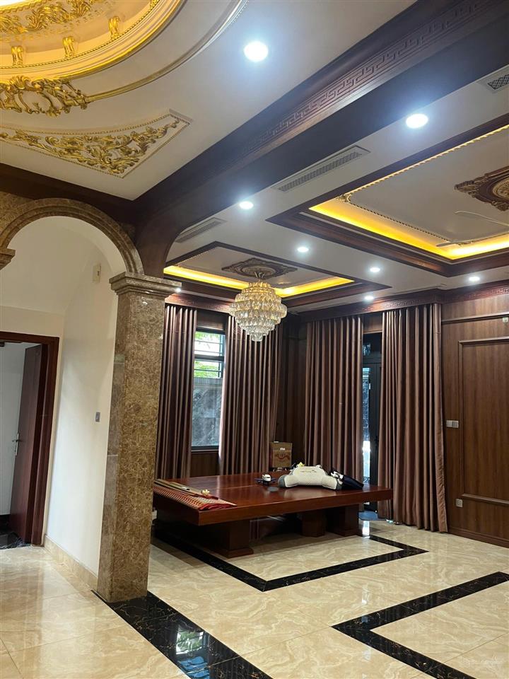 Bán căn bt kdc him lam q7 dt 10x20m giá 60 tỷ nhà có thang máy vị trí đẹp  0911 775 ***
