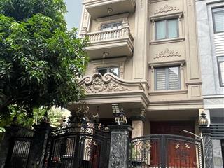 Bán căn bt kdc him lam q7 dt 10x20m giá 60 tỷ nhà có thang máy vị trí đẹp  0911 775 ***