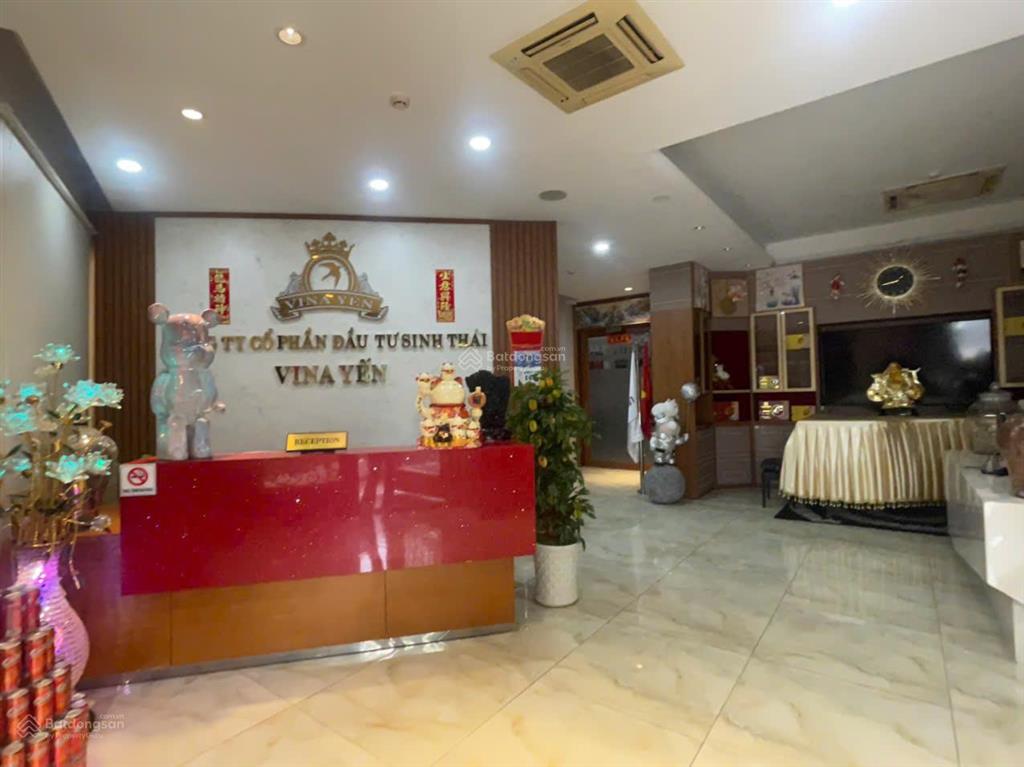 Cho thuê căn góc 2 mt đường htm kdc him lam dt 377m2 giá thuê 150tr/th  0911 775 ***