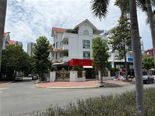 Cho thuê căn góc 2 mt đường htm kdc him lam dt 377m2 giá thuê 150tr/th  0911 775 ***