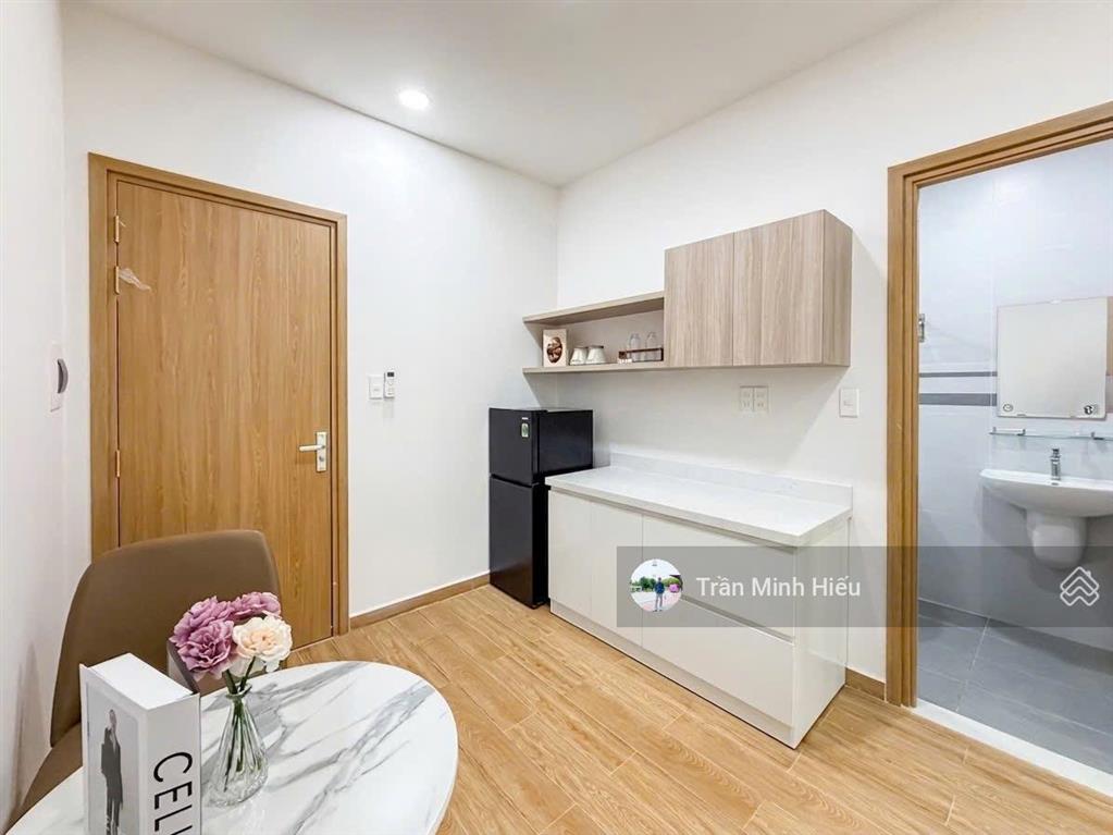 Tòa nhà căn hộ dịch vụ mặt tiền đường số tân quy, quận 7