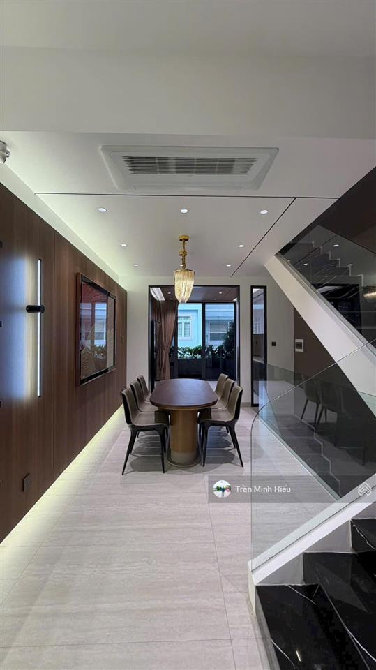 Bán nhà đẹp mới xây full nội thất cao cấp sát bên trường đinh thiện lý
