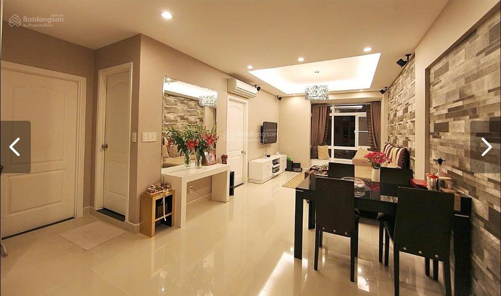 Bán căn góc sky garden 3. dt 74m2 thiết kế 2 phòng  2wc rất thoáng nội thất đầy đủ  giá 6.150 tỷ