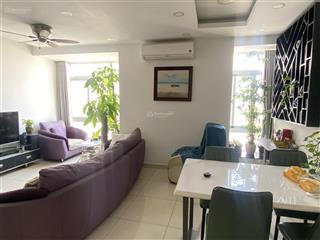 Bán căn góc sky garden 3. dt 72m2 lầu cao  2 phòng ngủ  2wc  cửa nam view bắc  giá chỉ 5.690 tỷ