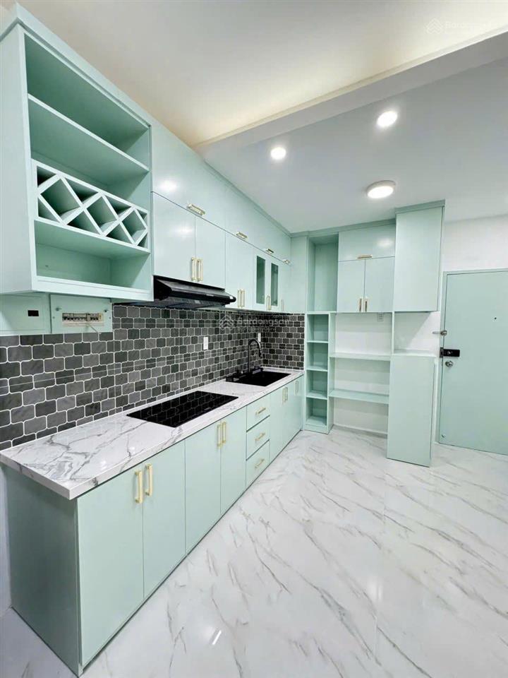 Bán căn hộ đẹp tại sky garden 2. dt 71m2 nhà đẹp 2 phòng2wc đang cho thuê 19 triệu. giá 5.650 tỷ
