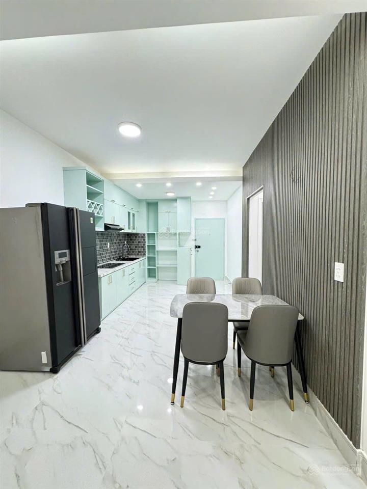 Bán căn hộ đẹp tại sky garden 2. dt 71m2 nhà đẹp 2 phòng2wc đang cho thuê 19 triệu. giá 5.650 tỷ