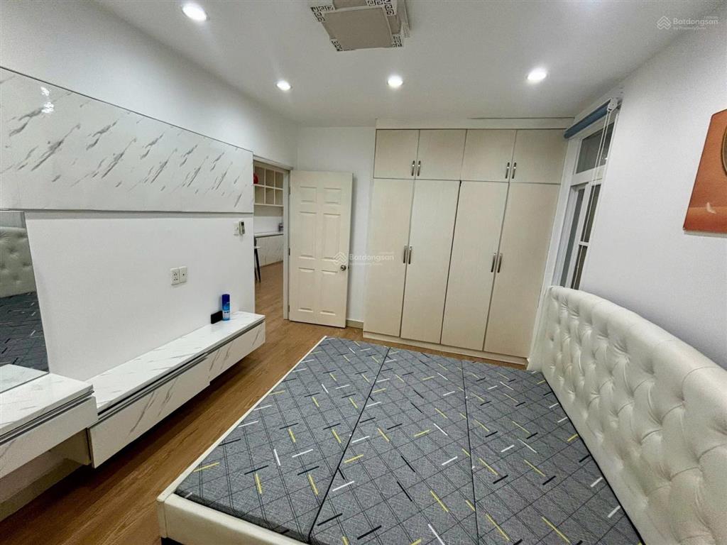 Bán nhanh căn hộ sky garden 3. dt 56m2 lầu cao  1 phòng  1 wc  nội thất đầy đủ  giá bán 4.3 tỷ
