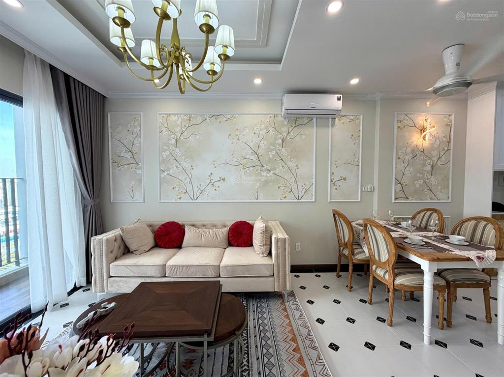 Chuyển nhượng căn 2pn 74m2 lavida plus, style tân cổ điển xuất sắc, nhà mới 100%.  xem nhà ngay