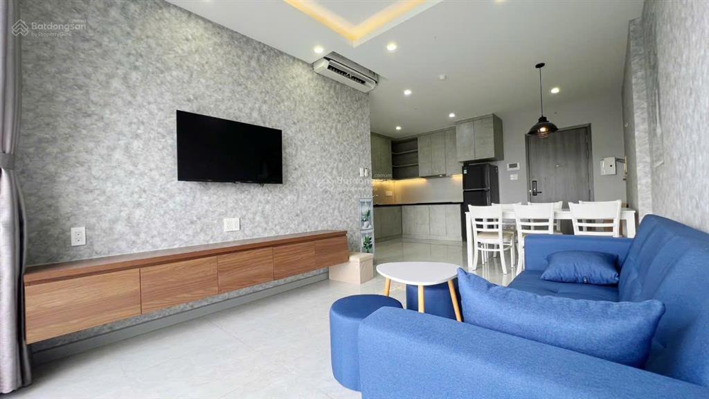 Lavida plus căn 2pn đầy đủ nội thất view ngoài, giá 5.3 tỷ all in.  xem nhà 0906 385 ***
