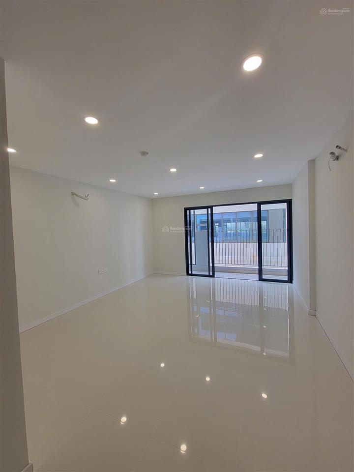 Chuyển nhượng officetel lavida plus 37m2 giá chỉ 2.350 tỷ,  xem nhà thực tế ngay 0906 385 ***