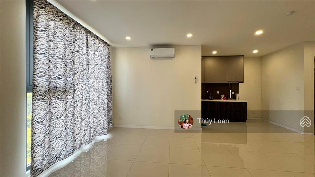 Cần cho thuê căn officetel 55m2 view sông dự án lavida q7 đối diện sc vivo city, giá 11tr