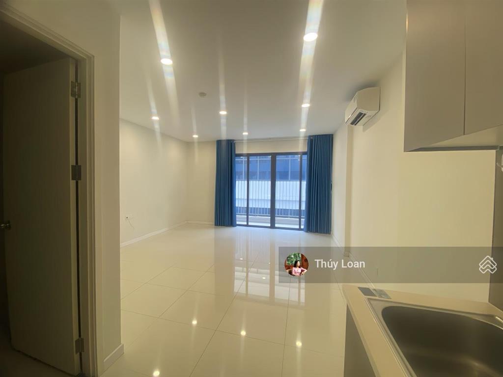 Officetel lavida plus 37m2 cho thuê giá 8tr nhà trống, nhận nhà ở ngay.  xem nhà 0906 385 ***