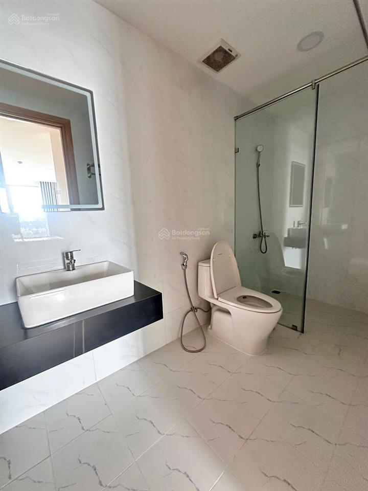 2pn 80m2 lavida plus đầy đủ nội thất cần cho thuê giá 15tr.  xem nhà 0906 385 ***