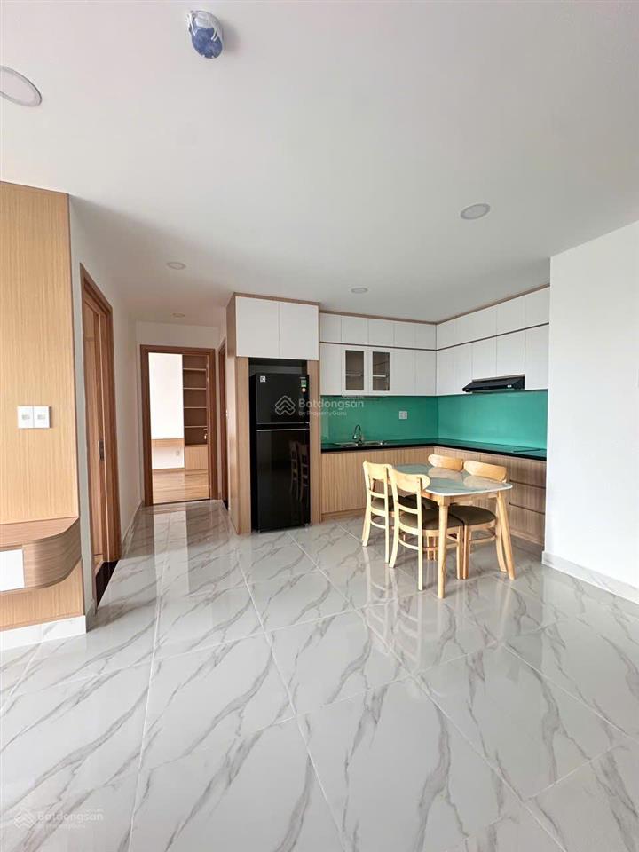 2pn 80m2 lavida plus đầy đủ nội thất cần cho thuê giá 15tr.  xem nhà 0906 385 ***