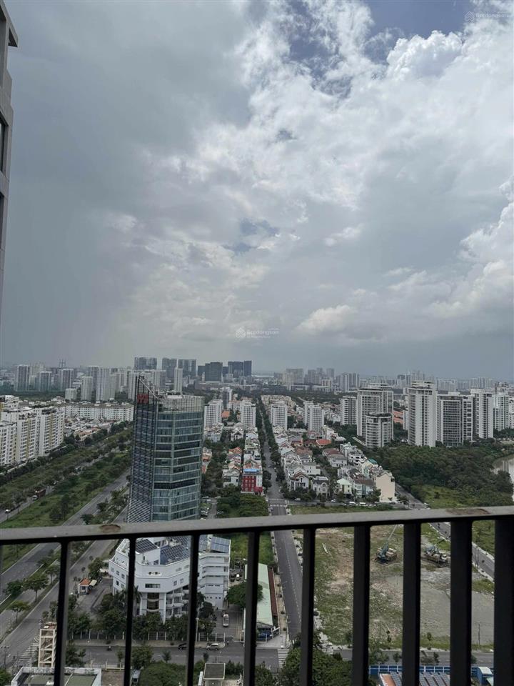 Chuyển nhượng 1pn lavida plus 55m2 giá 4tỷ all in. giao đầy đủ nội thất, tầng cao, view đẹp