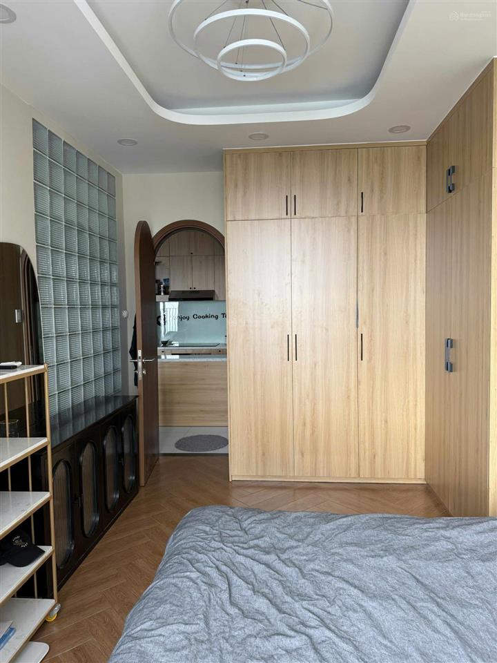 Chuyển nhượng 1pn lavida plus 55m2 giá 4tỷ all in. giao đầy đủ nội thất, tầng cao, view đẹp