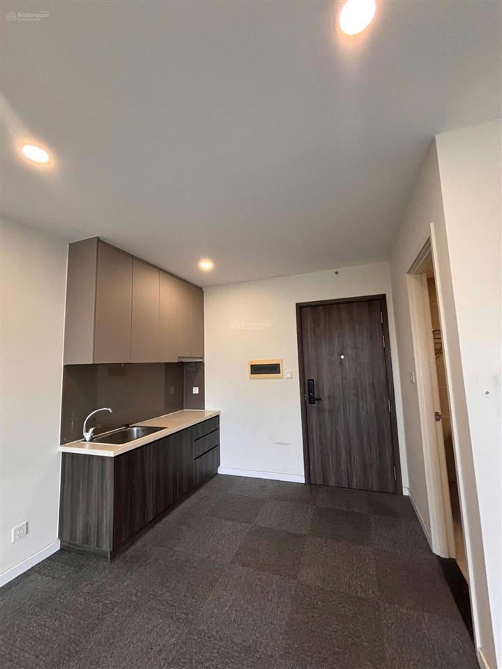Officetel lavida plus 43m2, cho thuê nhà trống giá 9tr/th.  xem nhà thực tế 0906 385 ***