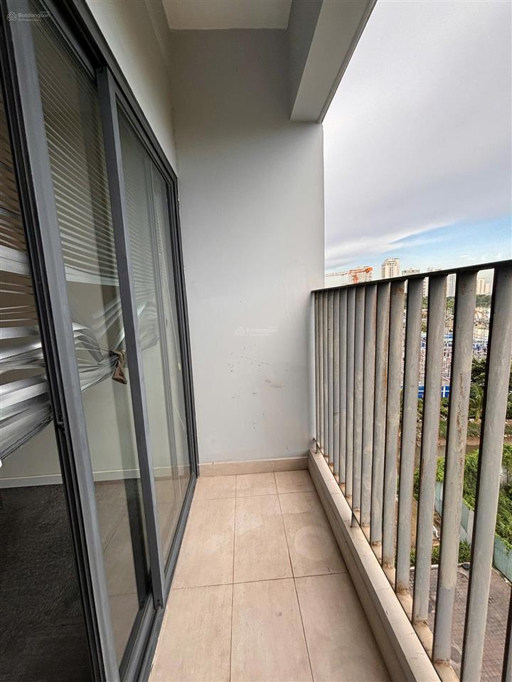 Officetel lavida plus 43m2, cho thuê nhà trống giá 9tr/th.  xem nhà thực tế 0906 385 ***