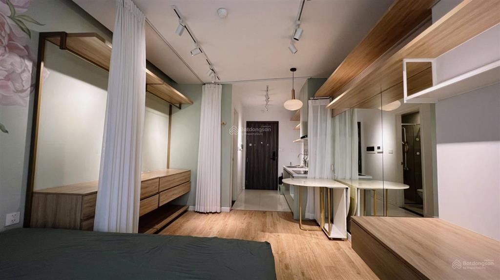 Cần bán officetel 28m2, view đẹp giá tốt chỉ 2tỷ150 tổng giá, có nội thất.  xem nhà thực tế ngay