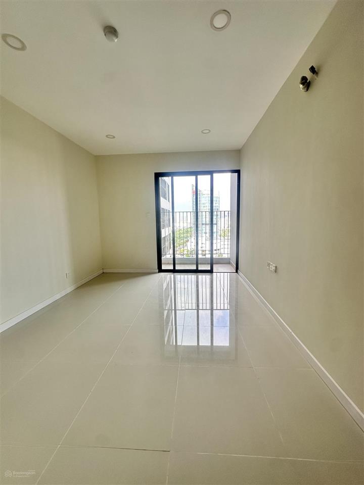 Officetel lavida 28m2 giá tốt chỉ 2tỷ050 all in, bàn giao htcb sẵn hđ thuê.  xem nhà 0906 385 ***