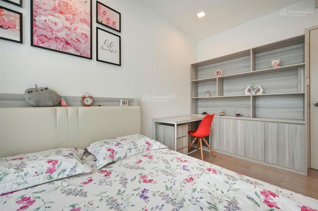 Riviera point quận 7 cần bán căn hộ dt 149m2, 3pn + 1 phòng làm việc, nhà đẹp, sẵn hđ thuê giá cao