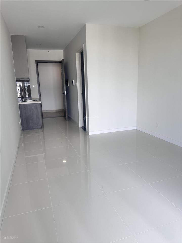 Chuyển nhượng căn hộ officetel 28m2 giá chỉ 1tỷ950 all in, sẵn hđ thuê, giao htcb.  xem nhà ngay