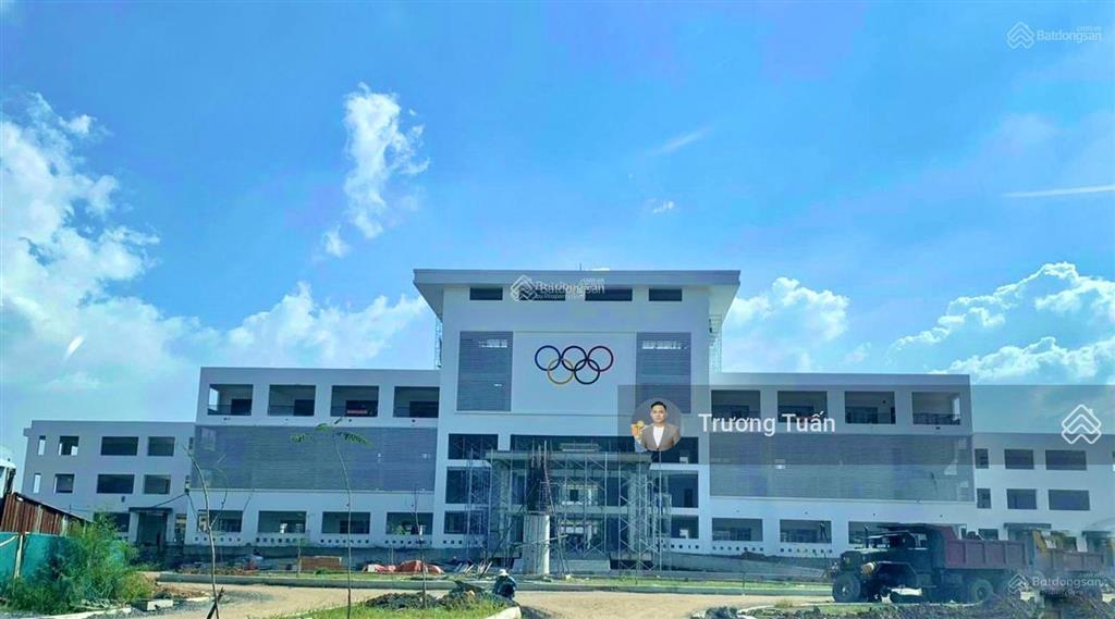 Cần bán nền nhà phố nhơn đức  sát trường đại học 5x19m, 95m2, giá 4,6 tỷ gần trường