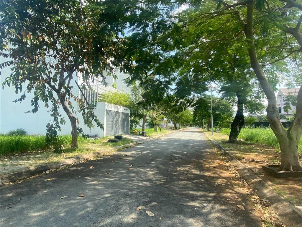 Nền nhà phố view rạch sông cực đẹp 6x24 144m2 giá bán nhanh 52 triệu/m2  tuấn 0939 386 ***