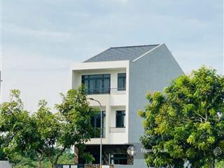 Chính chủ gửi bán lô duy nhất khu a 6x22m, 126m2 giá 55 triệu/m2 có sổ đỏ.  tuấn 0939 386 ***